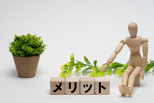 薄型太陽光パネルを導入する4つのメリット